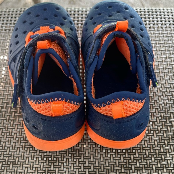 Stride Rite Size 5c - Picture 3 of 4